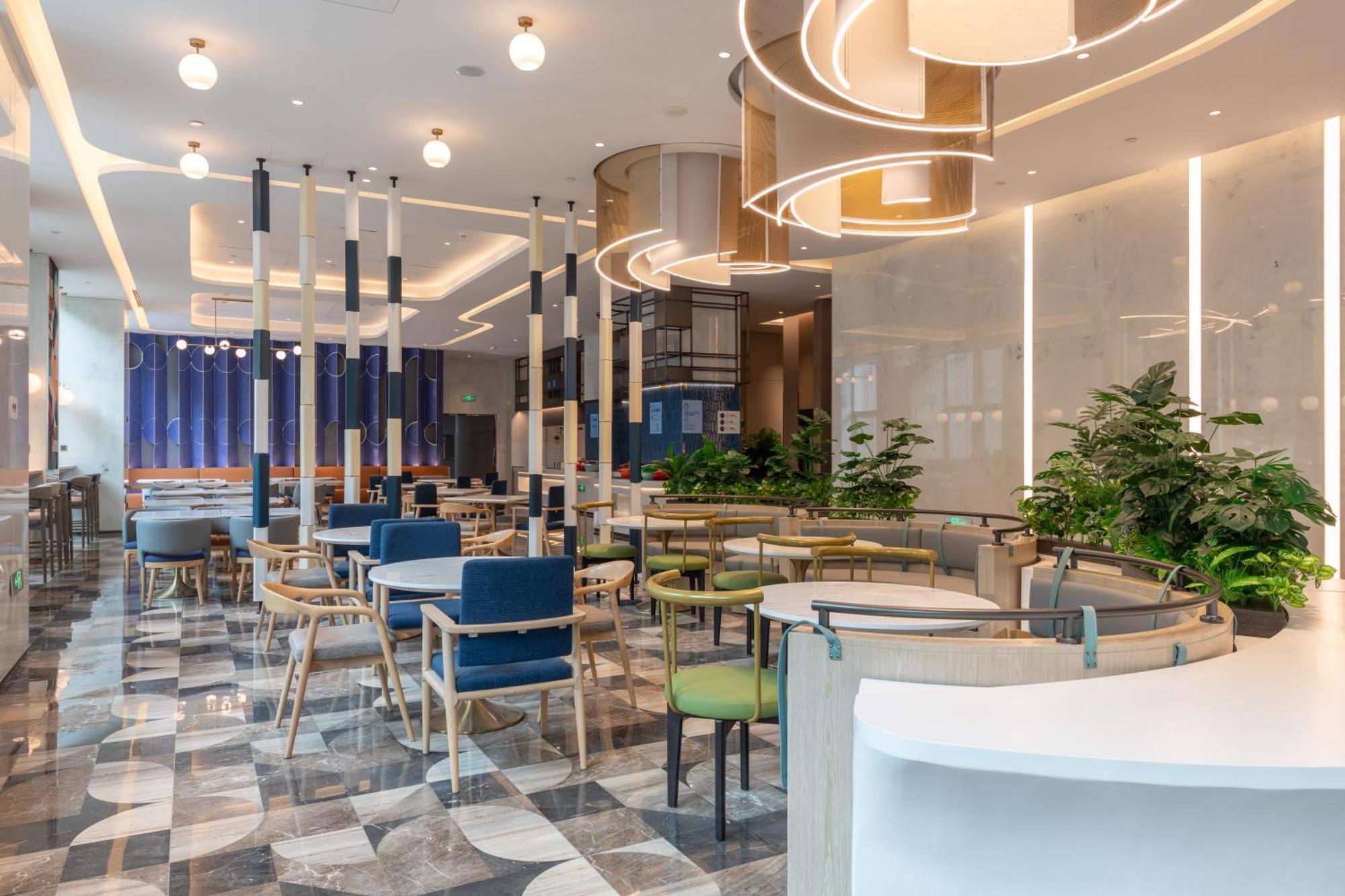 Holiday Inn Express Changfeng Park Shanghai Exterior photo